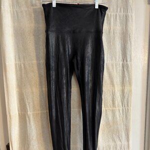 Spanx Leggings Faux Leather Shine Effect